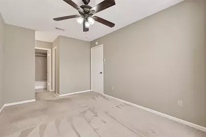 13884 Hollowgreen Drive, Houston, TX 77082 - Photo 32