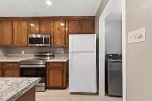 13884 Hollowgreen Dr, Houston, TX 77082 - Photo 14