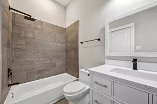 8451 Berry Brush Ln, Houston, TX 77022 - Photo 28