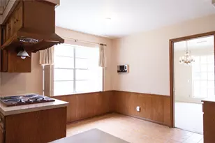 10111 Kerrwood Ln, Houston, TX 77080 - Photo 14
