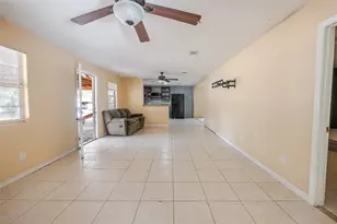 800 Butler Dr, Cleveland, TX 77328 - Photo 8