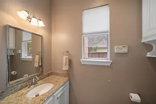 66 S Taylor Point Dr, The Woodlands, TX 77382 - Photo 44
