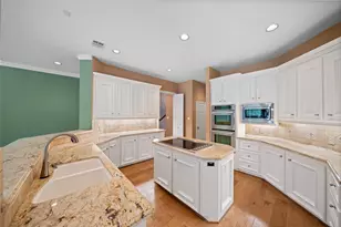 66 S Taylor Point Dr, The Woodlands, TX 77382 - Photo 18