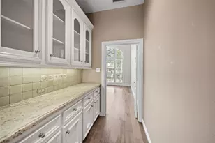 66 S Taylor Point Dr, The Woodlands, TX 77382 - Photo 14