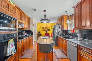 2521 Pickerton Dr, Deer Park, TX 77536 - Photo 6