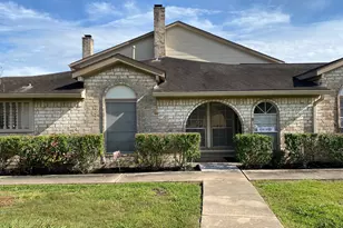 24 Chapparal Ct, Missouri City, TX 77459 - Photo 1