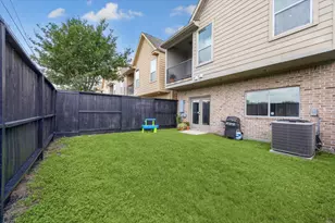 210 Grove St, Houston, TX 77020 - Photo 24