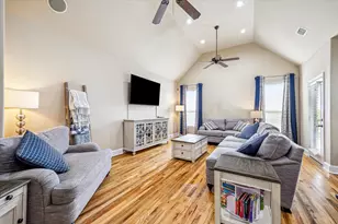 210 Grove St, Houston, TX 77020 - Photo 6