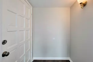 6439 Oaknut Dr, Houston, TX 77088 - Photo 2