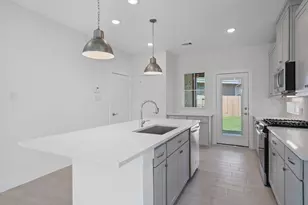 7635 Swooping Swallow Ln, Katy, TX 77493 - Photo 10