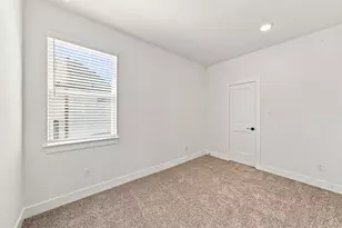 7635 Swooping Swallow Ln, Katy, TX 77493 - Photo 22