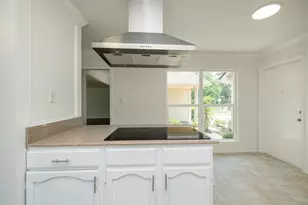 12326 Campos Dr, Houston, TX 77065 - Photo 22