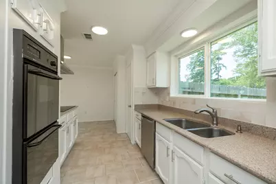 12326 Campos Drive, Houston, TX 77065 - Photo 14