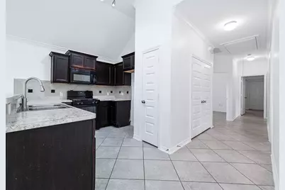3021 Sparrow Street, Houston, TX 77051 - Photo 8