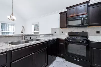3021 Sparrow Street, Houston, TX 77051 - Photo 10
