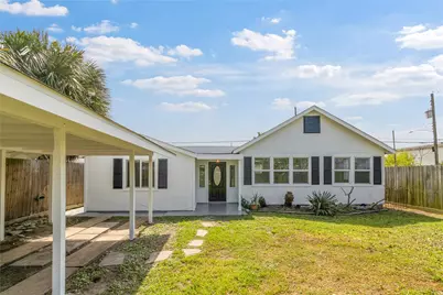 5515 Avenue R, Galveston, TX 77551 - Photo 2