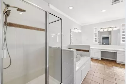 3207 Holly Shores Drive, Houston, TX 77042 - Photo 30