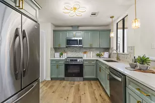 9423 Denbury Way, Houston, TX 77025 - Photo 4