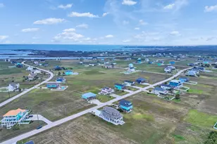 18809 Warrior Rd, Galveston, TX 77554 - Photo 48