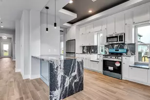 18809 Warrior Rd, Galveston, TX 77554 - Photo 26