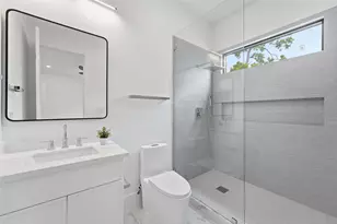 519 W 30th St, Houston, TX 77018 - Photo 22