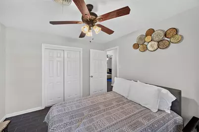 803 W First Street, Brenham, TX 77833 - Photo 16