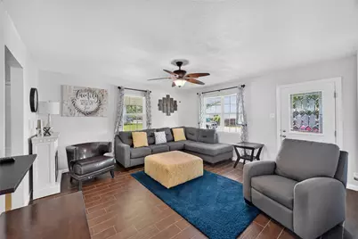 803 W First Street, Brenham, TX 77833 - Photo 4