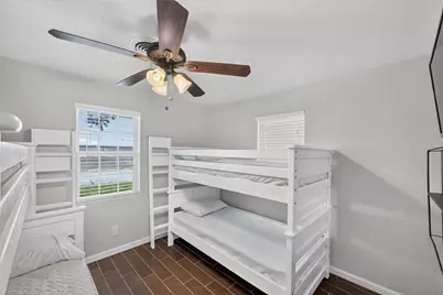 803 W First Street, Brenham, TX 77833 - Photo 18