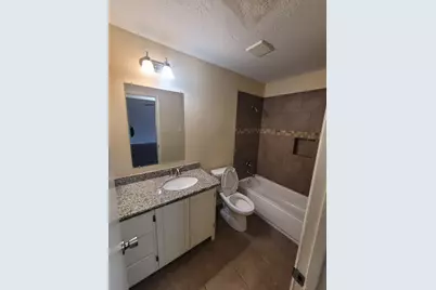 515 E Fm-517, Dickinson, TX 77539 - Photo 12