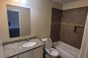 515 E Fm-517, Dickinson, TX 77539 - Photo 12