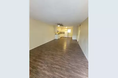 515 E Fm-517, Dickinson, TX 77539 - Photo 14