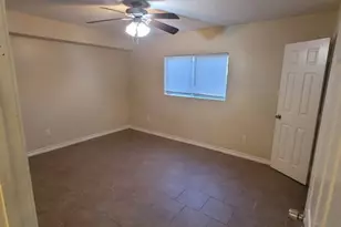 515 E Fm-517, Dickinson, TX 77539 - Photo 16