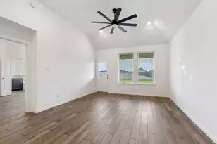 18830 Shadowfax Trl, Tomball, TX 77377 - Photo 8