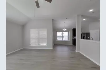 6834 Oaken Gate Way, Humble, TX 77338 - Photo 2