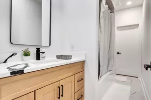 2709 Berry St, Houston, TX 77004 - Photo 10