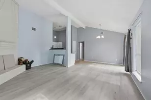 5421 Diane Ct, Spring, TX 77373 - Photo 4