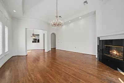 58 W Terrace Drive, Houston, TX 77007 - Photo 10
