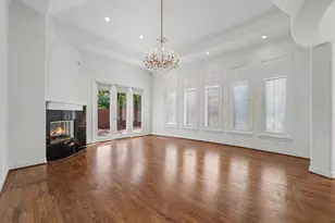 58 W Terrace Dr, Houston, TX 77007 - Photo 8