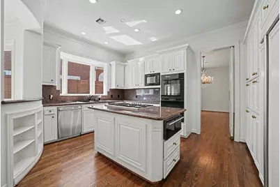 58 W Terrace Drive, Houston, TX 77007 - Photo 12