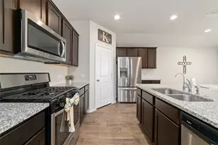4707 Lombardy Fire Trail, Katy, TX 77449 - Photo 6