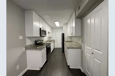 9075 Gaylord Drive #76, Houston, TX 77024 - Photo 4