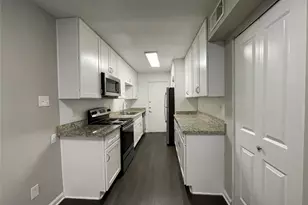 9075 Gaylord Dr, Houston, TX 77024 - Photo 4