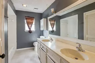10815 Cypresswood Dr, Houston, TX 77070 - Photo 26