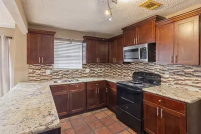 10815 Cypresswood Drive, Houston, TX 77070 - Photo 14