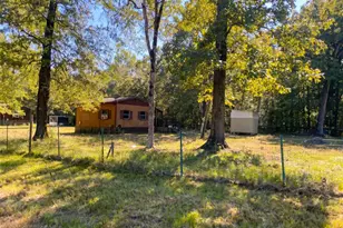 585 Klein Dr, Livingston, TX 77351 - Photo 2