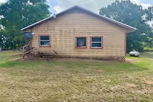 1070 Co Rd 1620, Crockett, TX 75835 - Photo 12