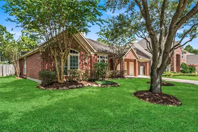 3129 Red Maple Drive, Friendswood, TX 77546 - Photo 32