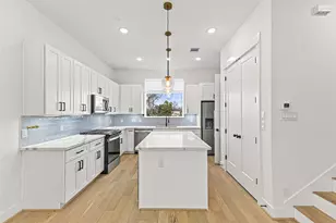 2811 Anita St, Houston, TX 77004 - Photo 2