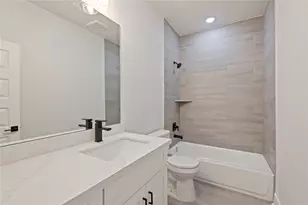7709 Avenue L, Houston, TX 77012 - Photo 12