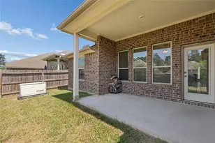 2357 Old Stone Dr, Conroe, TX 77304 - Photo 24